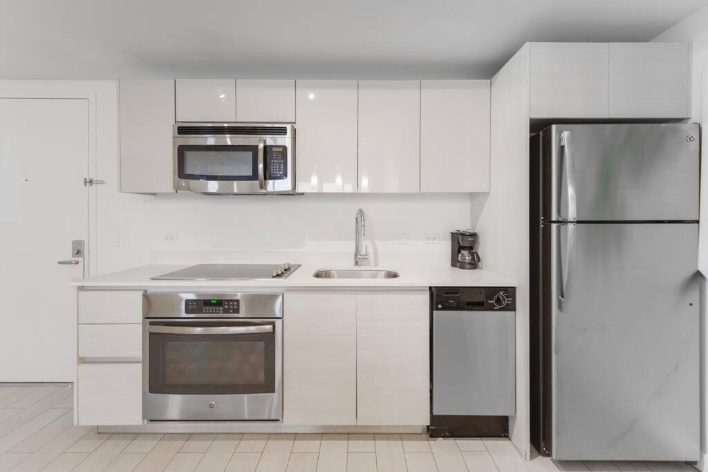 Cozy 1Br Condo Beachwalk Resort Hallandale Beach Extérieur photo